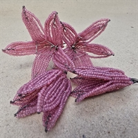 glasperleblomst-lilla-fansk-kunsthaandvaerk-stjerneblomst-klokkeblomst-miyukiperler